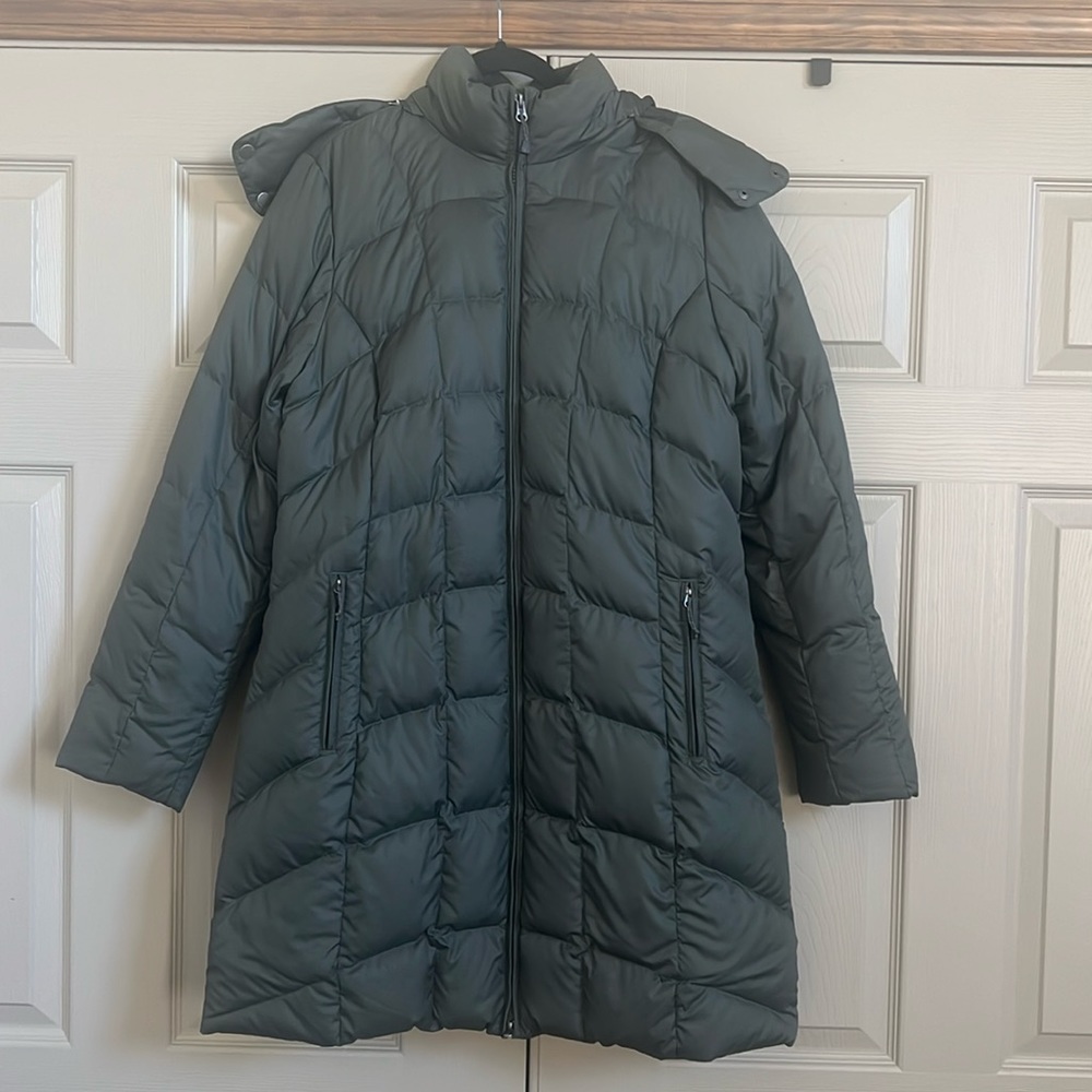 Eddie Bauer puffer parka